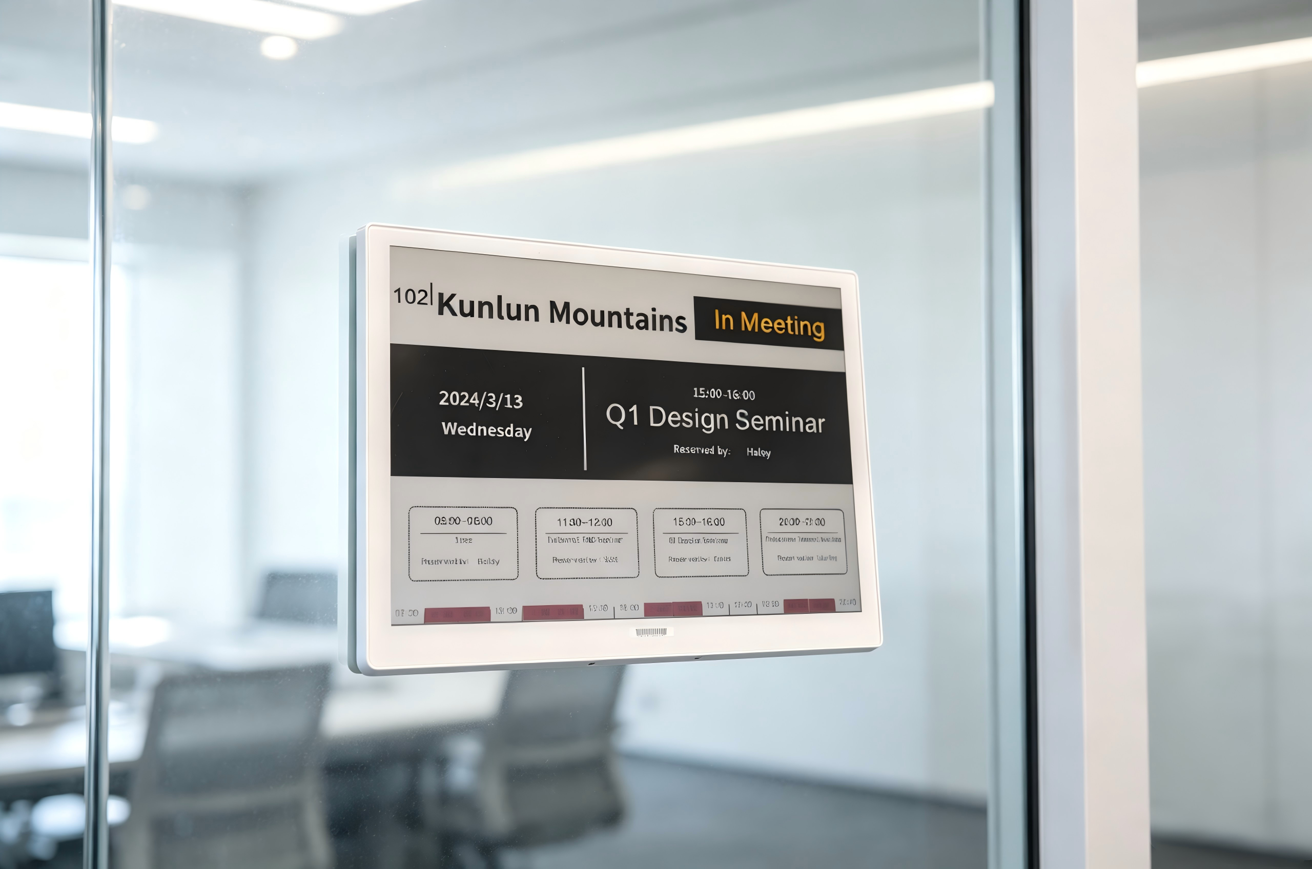 Wireless E-ink meeting room door sign with zero-installation MS Teams integration for workspace management